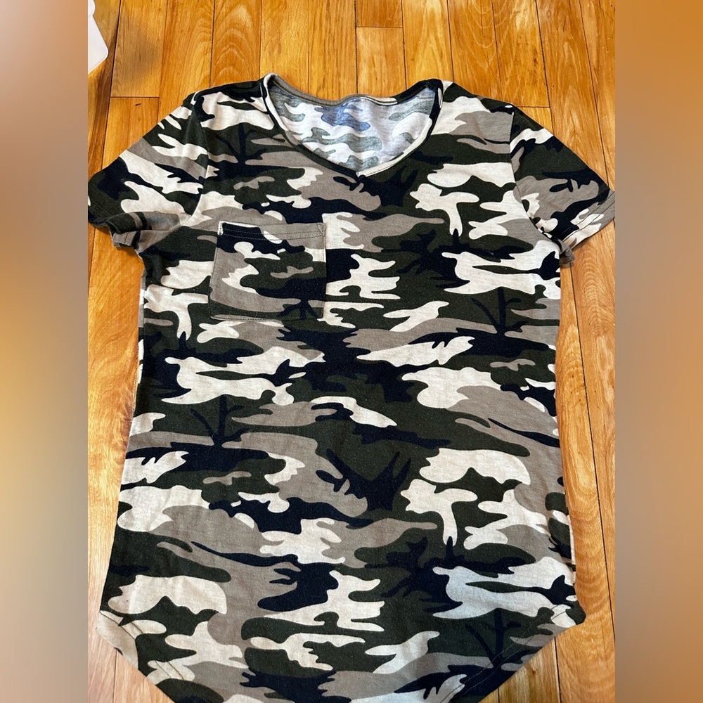 Camo t-shirt